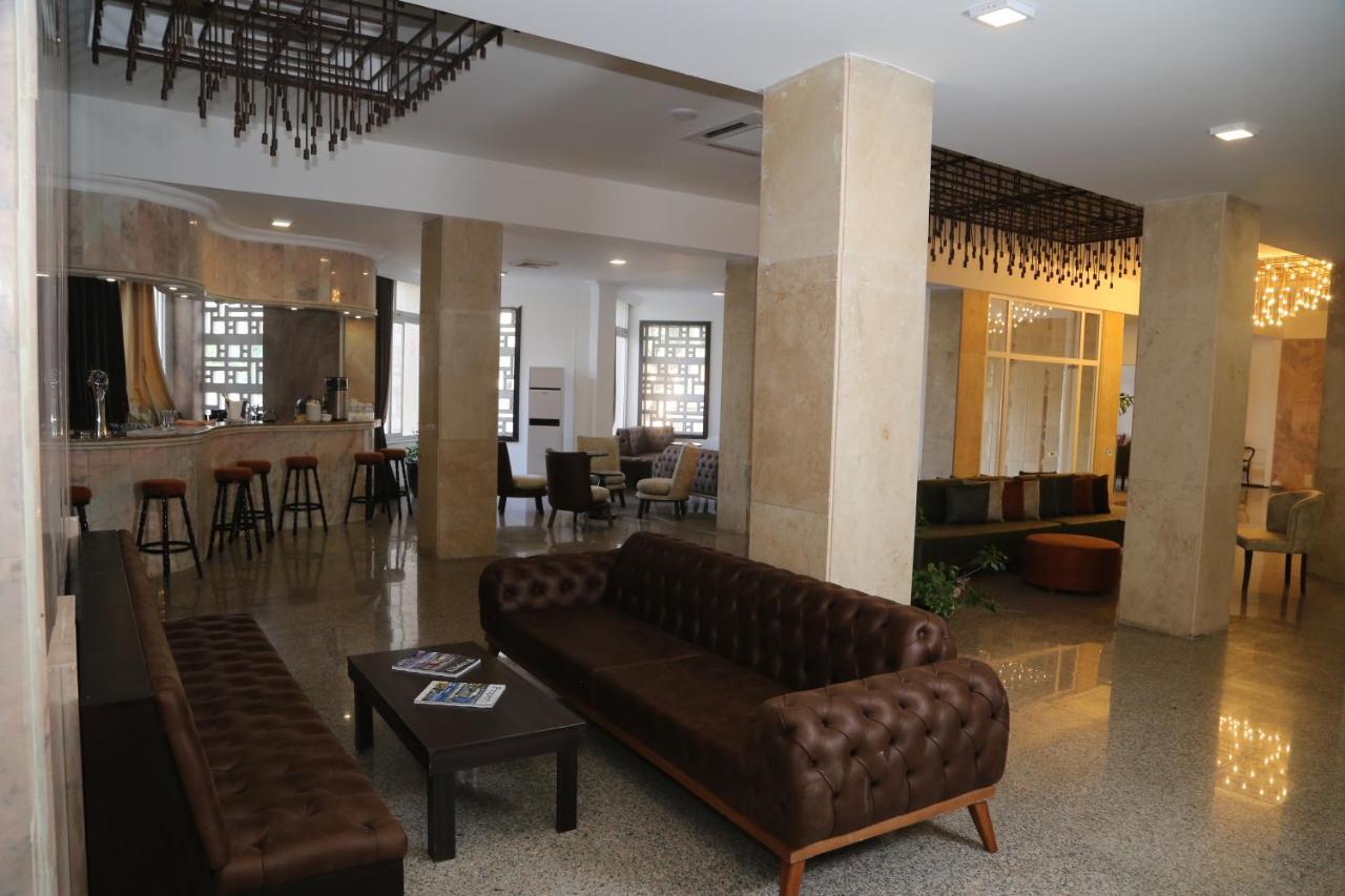 Celebrity Hotel Lapithos  Exterior foto