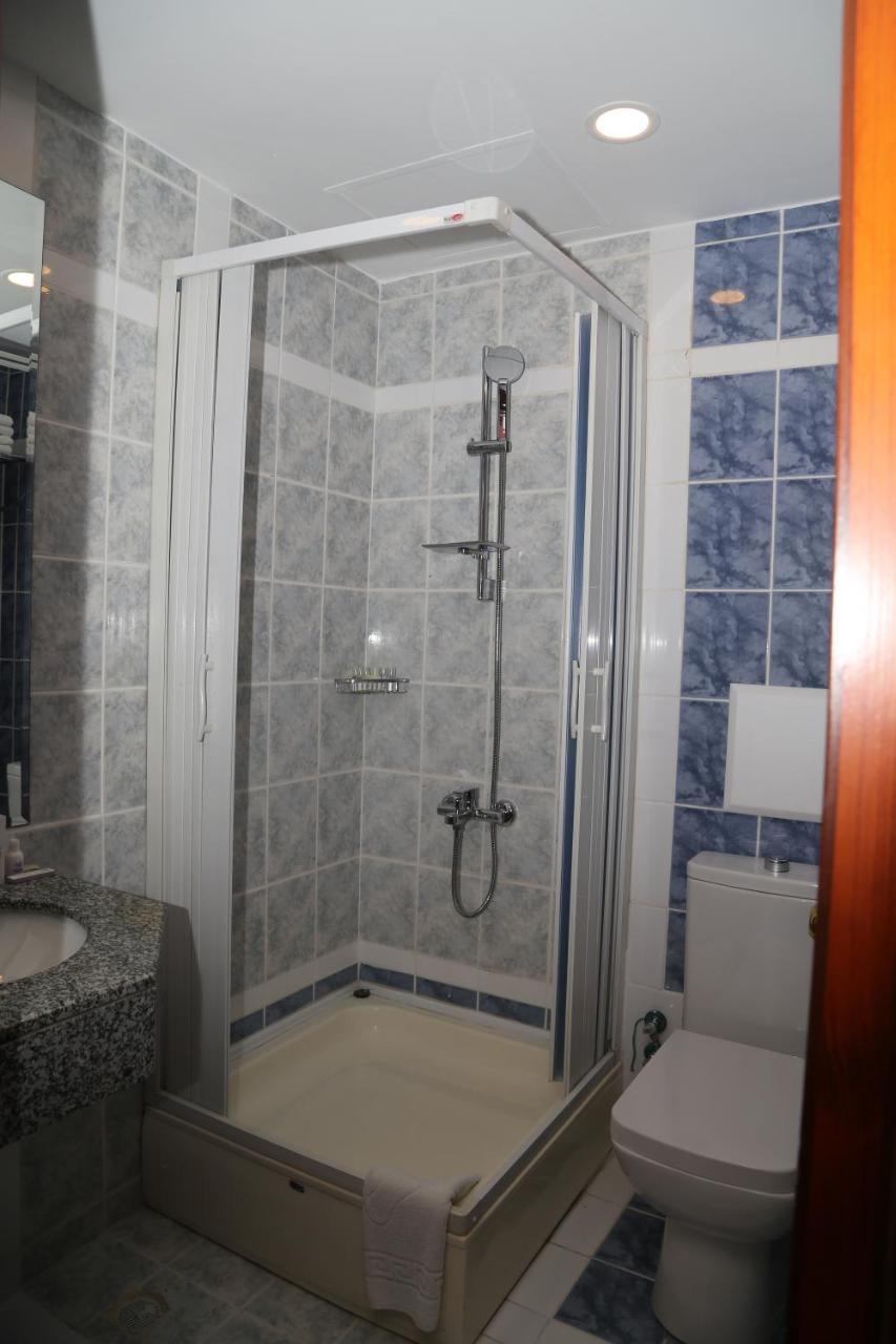Celebrity Hotel Lapithos  Exterior foto